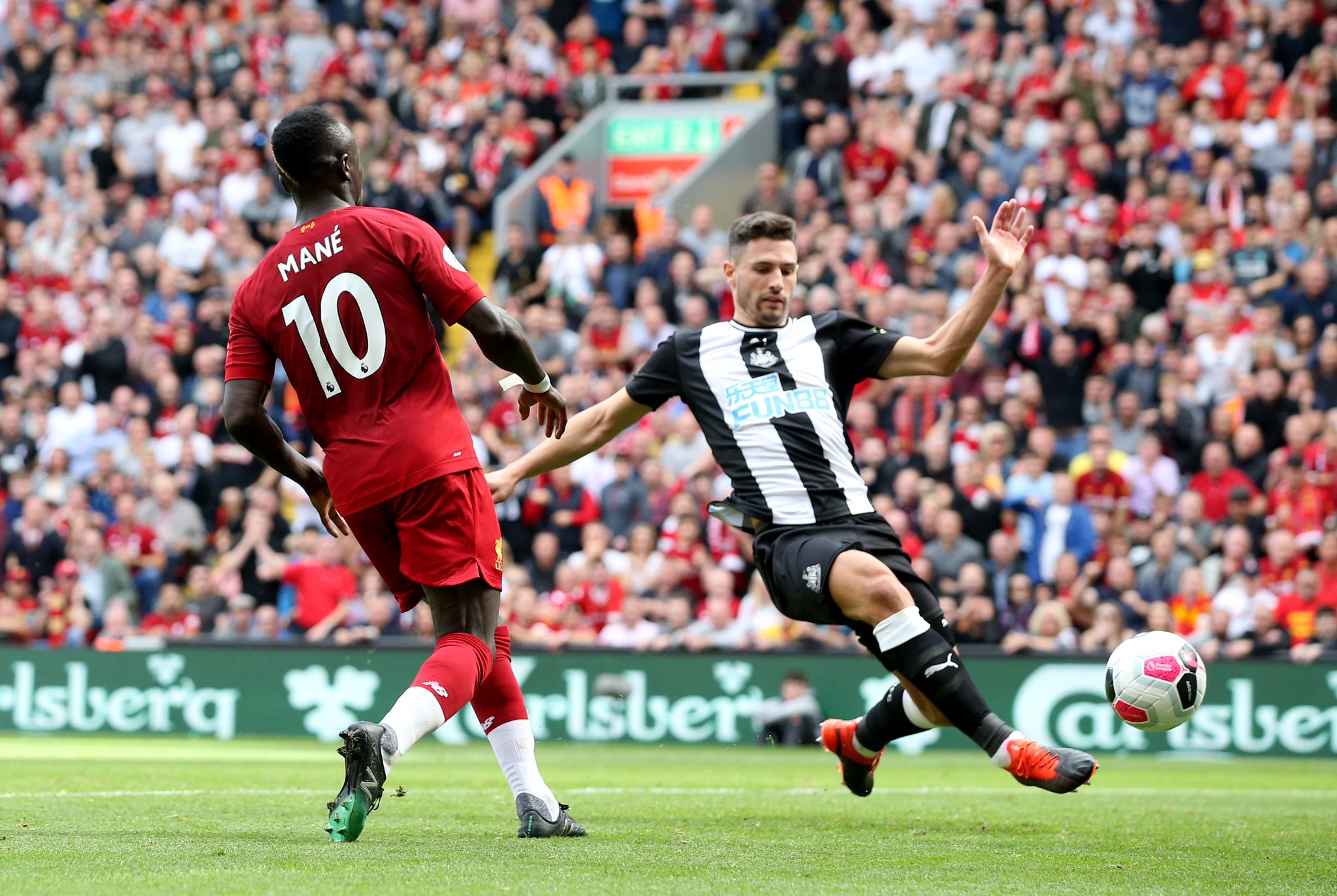 蒙受经济损 蒙受经济损